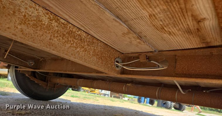 image for item DE2197 2020 Vermeer SC382 stump grinder