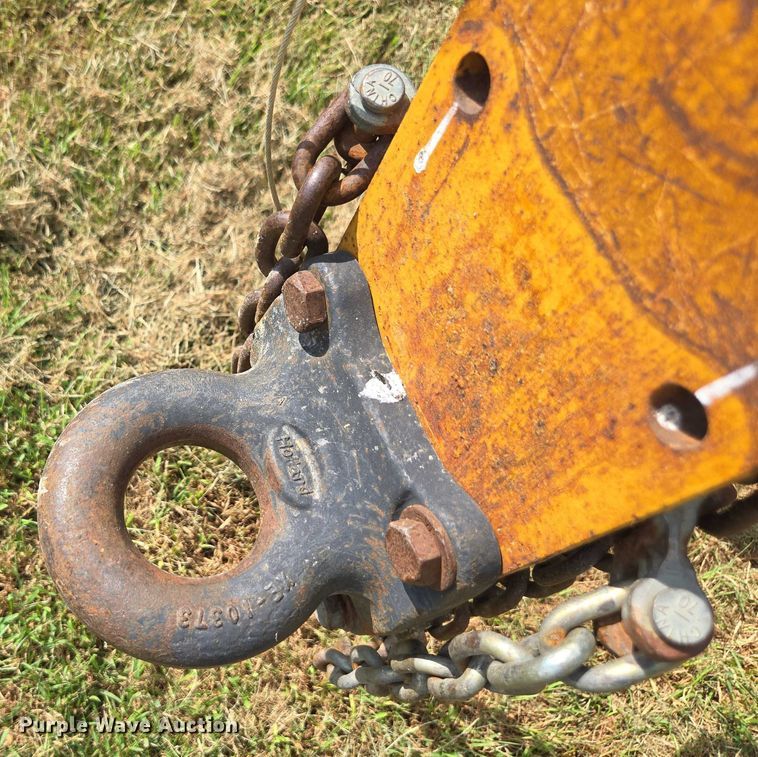 image for item DE2198 2005 Vermeer SC752 stump grinder