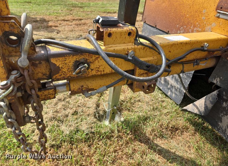 image for item DE2198 2005 Vermeer SC752 stump grinder