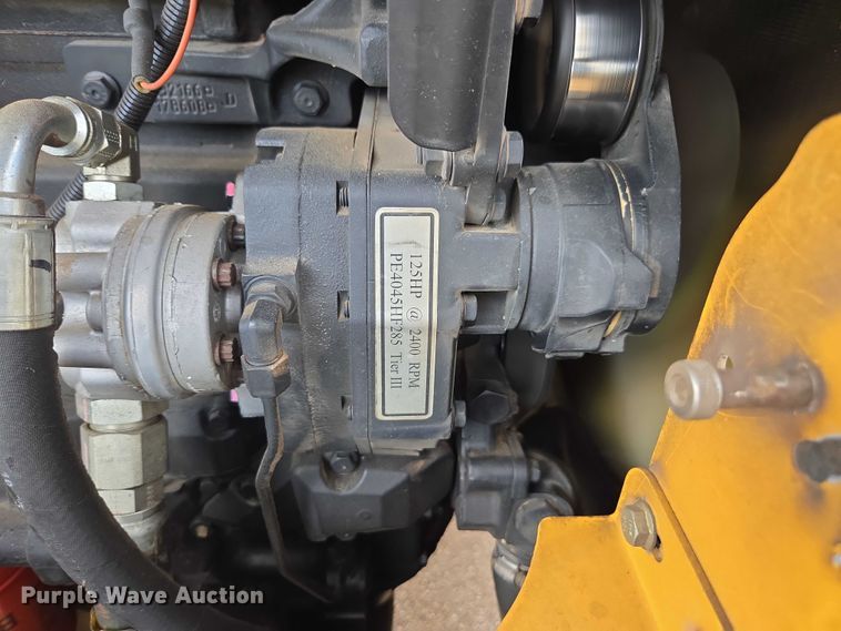 image for item DE2199 2011 Vermeer BC1500 wood chipper