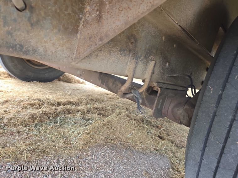 image for item DE2199 2011 Vermeer BC1500 wood chipper