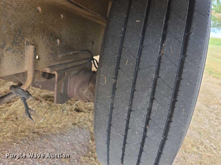 image for item DE2199 2011 Vermeer BC1500 wood chipper