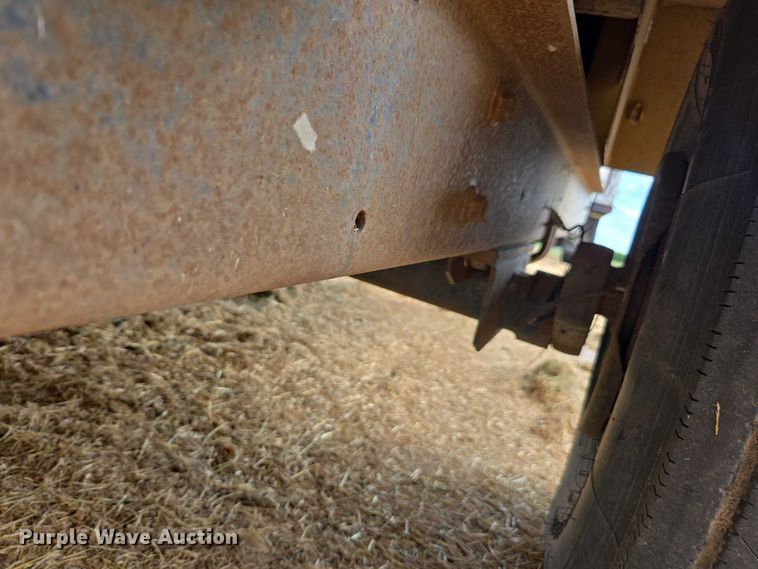 image for item DE2199 2011 Vermeer BC1500 wood chipper