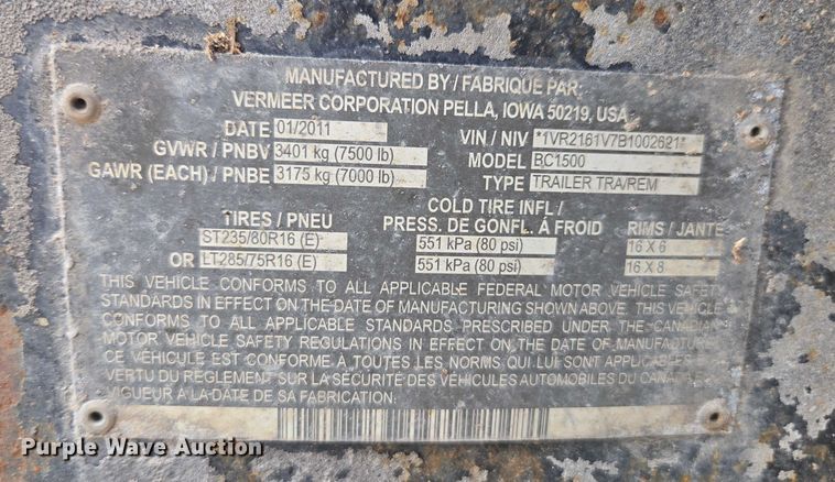 image for item DE2199 2011 Vermeer BC1500 wood chipper