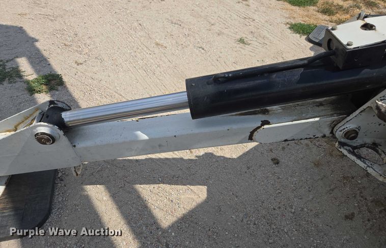 image for item DE2200 2007 SDP EZ Reach SST40 boom lift