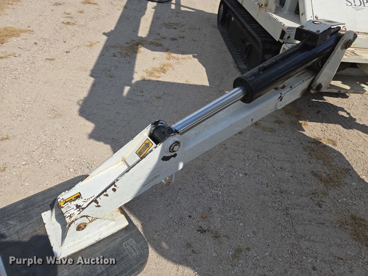 image for item DE2200 2007 SDP EZ Reach SST40 boom lift