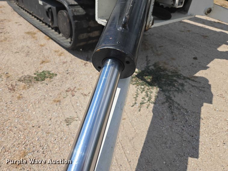 image for item DE2200 2007 SDP EZ Reach SST40 boom lift