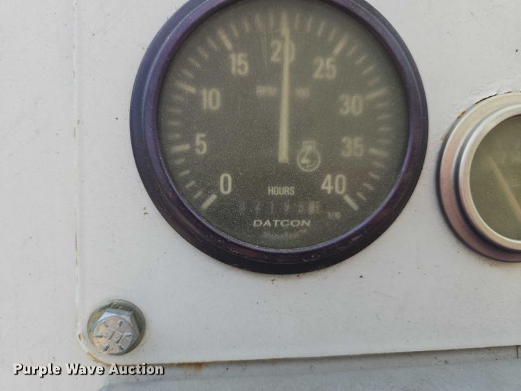 image for item DE2200 2007 SDP EZ Reach SST40 boom lift