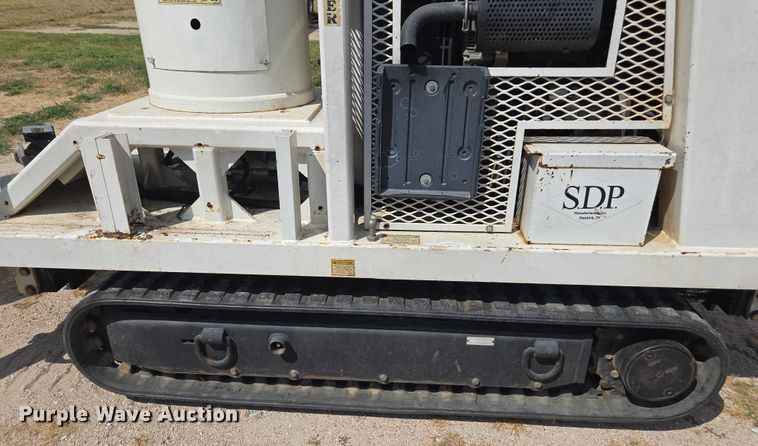 image for item DE2200 2007 SDP EZ Reach SST40 boom lift