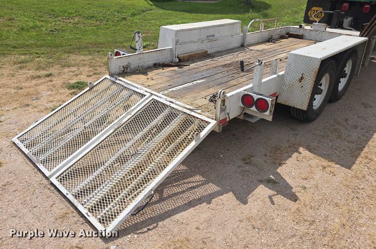 image for item DE2200 2007 SDP EZ Reach SST40 boom lift