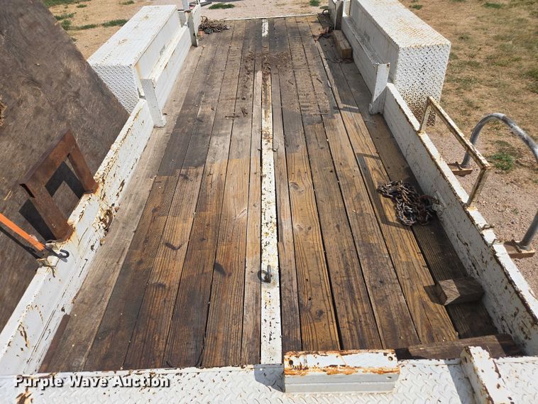 image for item DE2200 2007 SDP EZ Reach SST40 boom lift