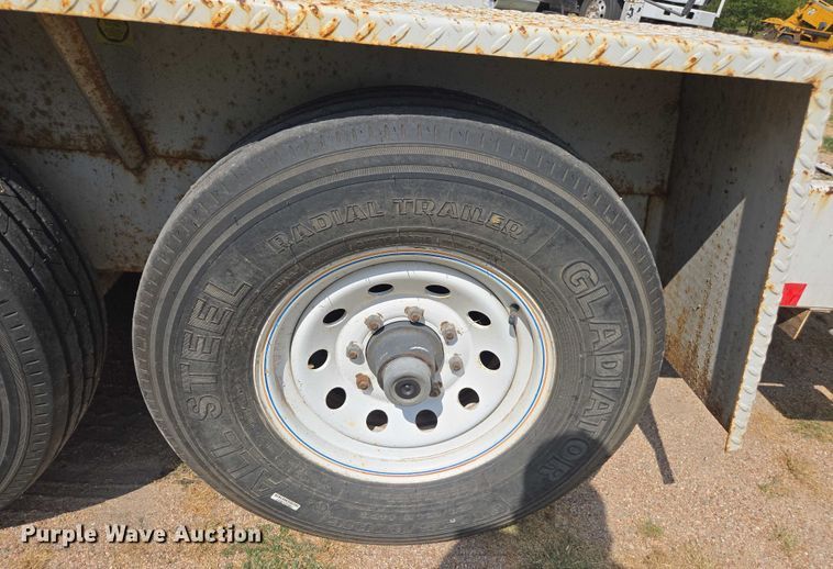 image for item DE2200 2007 SDP EZ Reach SST40 boom lift