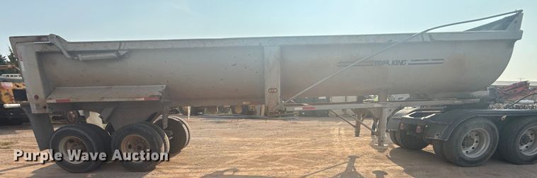 image for item DJ7781 2003 Trail King SHR-32 end dump trailer