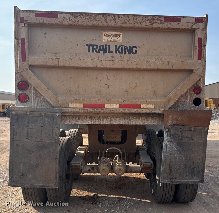 image for item DJ7781 2003 Trail King SHR-32 end dump trailer