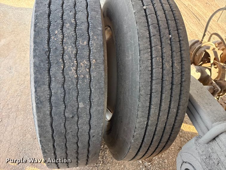 image for item DJ7781 2003 Trail King SHR-32 end dump trailer