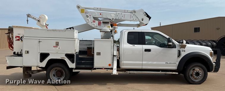 CAMIóN CON CANASTILLA 2019 FORD ETI