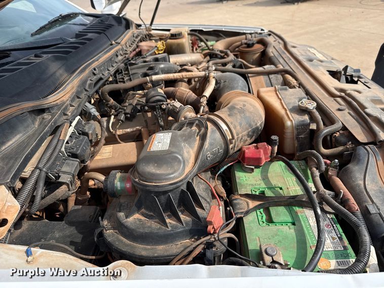 image for item DJ7783 2019 Ford F550 Super Duty XLT SuperCab bucket truck