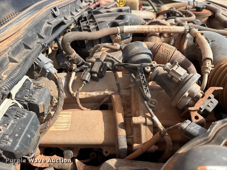 image for item DJ7783 2019 Ford F550 Super Duty XLT SuperCab bucket truck