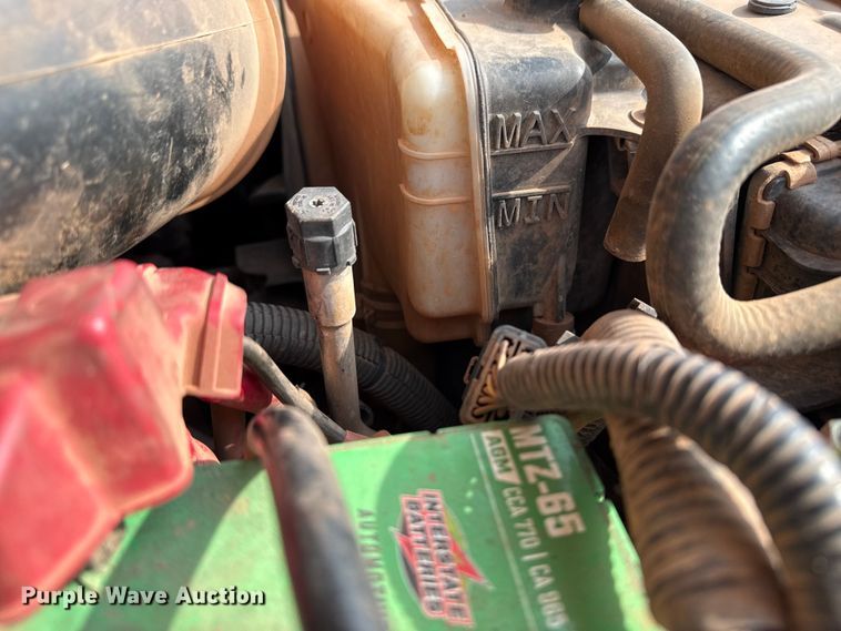 image for item DJ7783 2019 Ford F550 Super Duty XLT SuperCab bucket truck