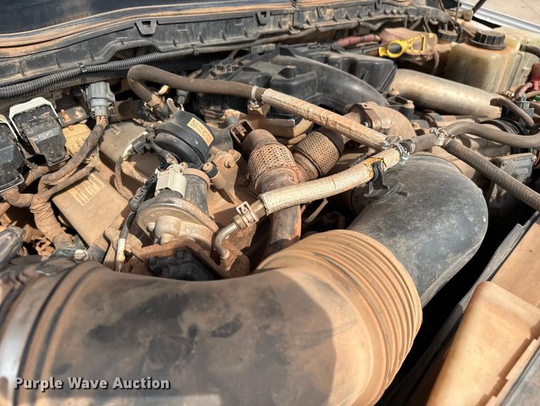 image for item DJ7783 2019 Ford F550 Super Duty XLT SuperCab bucket truck