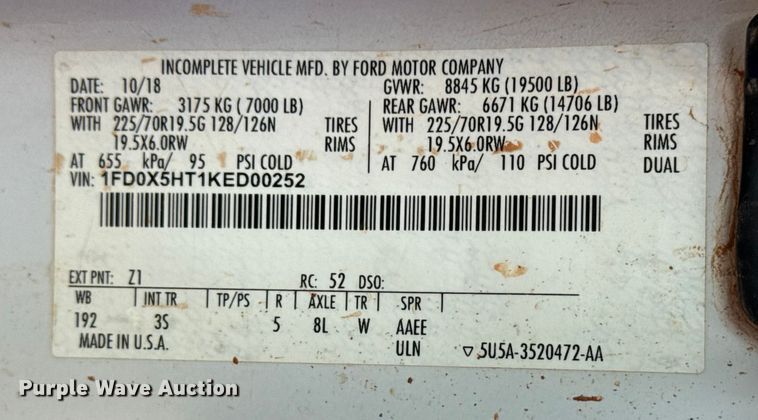 image for item DJ7783 2019 Ford F550 Super Duty XLT SuperCab bucket truck