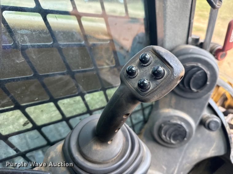 image for item DJ7791 2014 Caterpillar 289D tracked skid steer loader