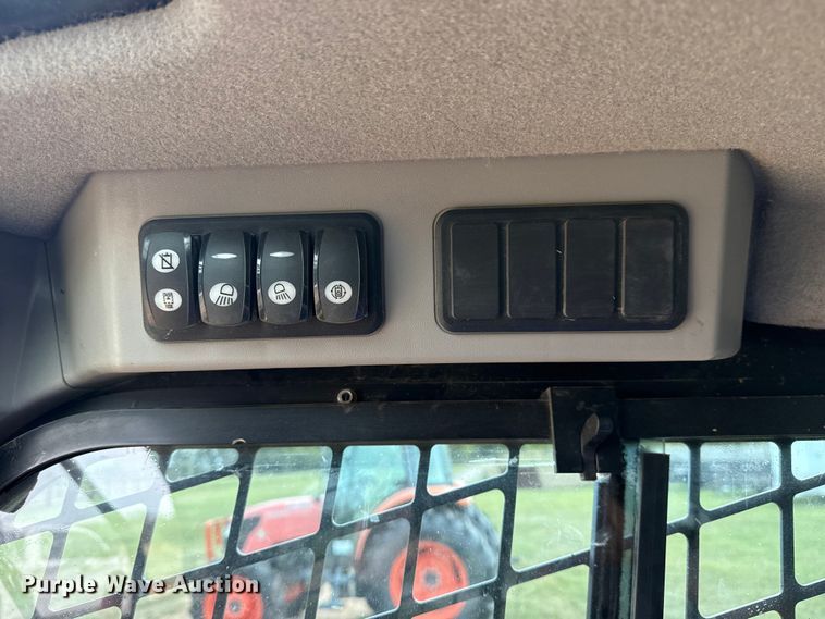 image for item DJ7791 2014 Caterpillar 289D tracked skid steer loader