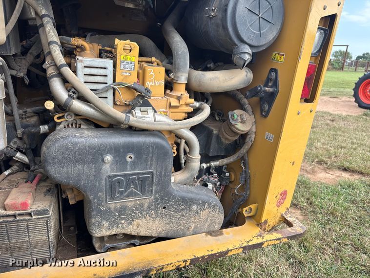 image for item DJ7791 2014 Caterpillar 289D tracked skid steer loader