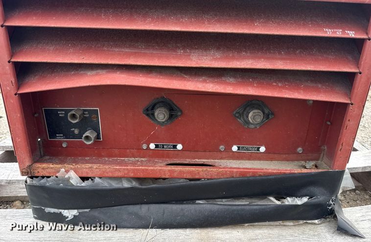 image for item DJ7804 Lincoln Idealarc 250 welder