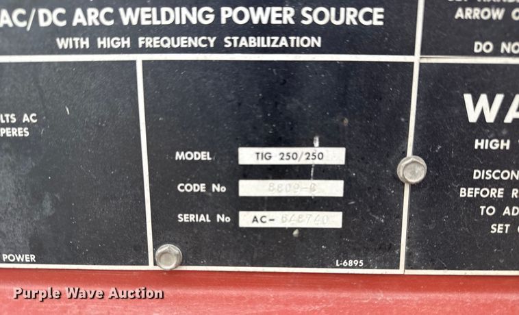 image for item DJ7804 Lincoln Idealarc 250 welder