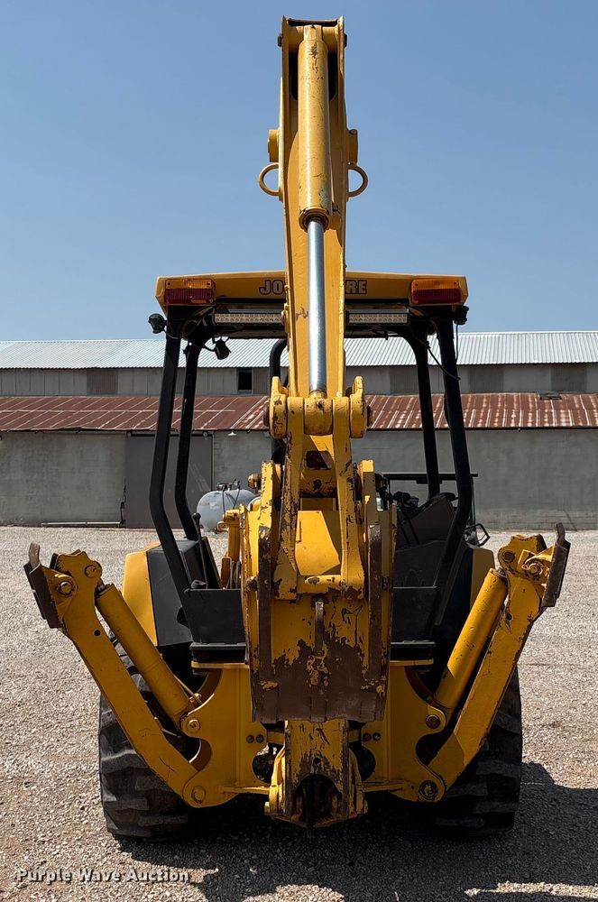 image for item DO1175 1994 John Deere 310D backhoe