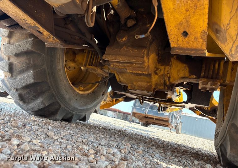 image for item DO1175 1994 John Deere 310D backhoe