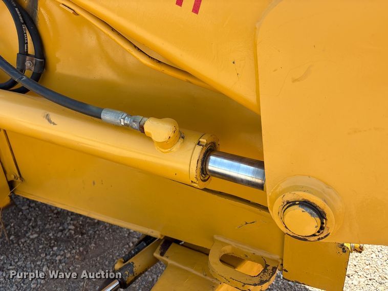 image for item DO1175 1994 John Deere 310D backhoe