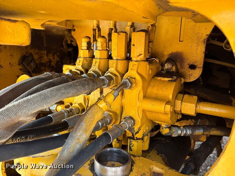 image for item DO1175 1994 John Deere 310D backhoe