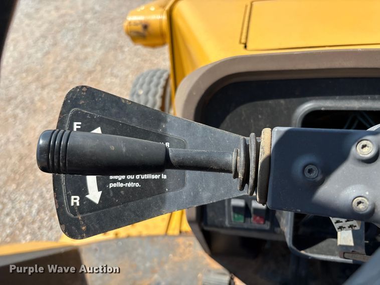 image for item DO1175 1994 John Deere 310D backhoe