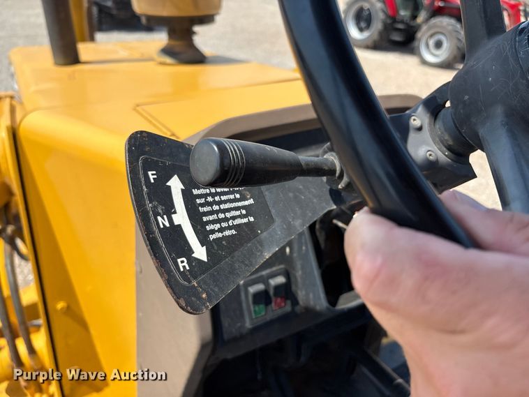 image for item DO1175 1994 John Deere 310D backhoe