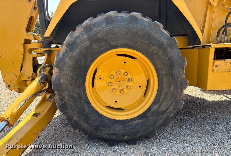 image for item DO1175 1994 John Deere 310D backhoe