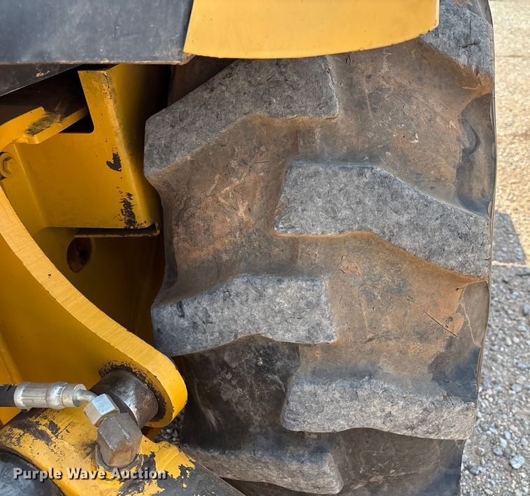 image for item DO1175 1994 John Deere 310D backhoe