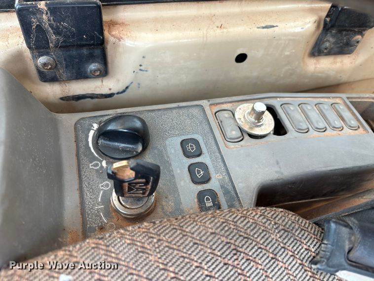 image for item DO1177 2000 Caterpillar 315B L excavator