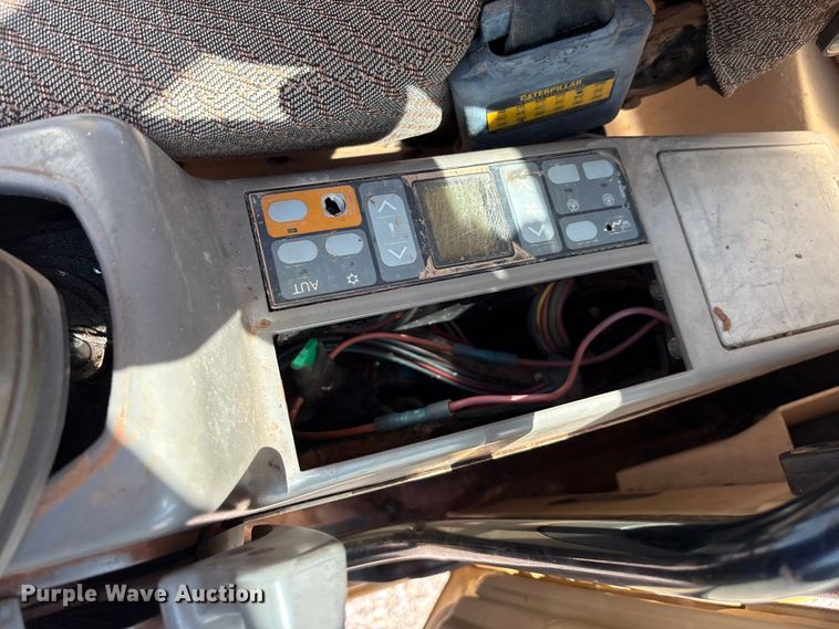 image for item DO1177 2000 Caterpillar 315B L excavator