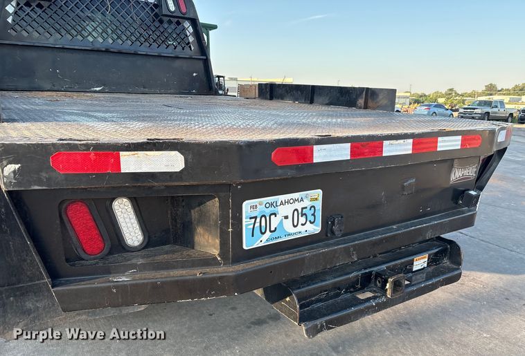 image for item DO1206 2015 Ford F350 Super Duty  flatbed pickup truck