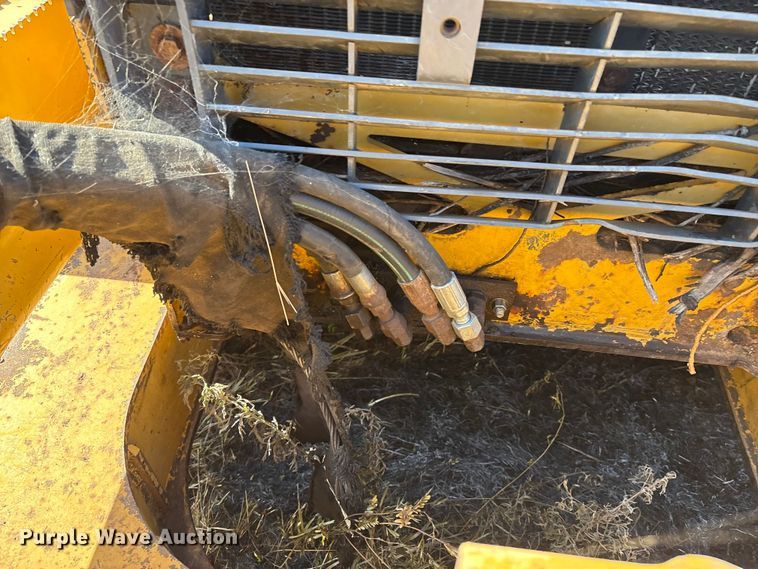 image for item DO1207 2002 John Deere 700H LT dozer