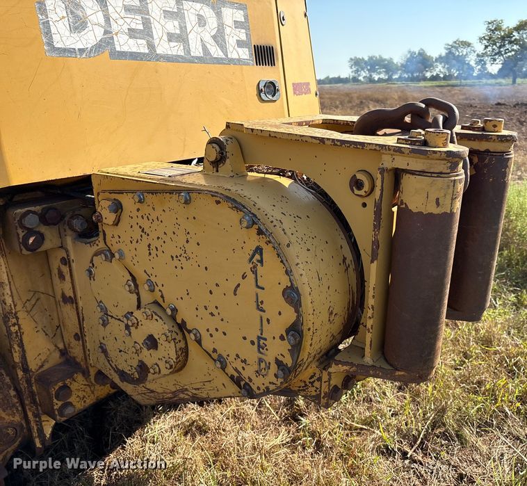 image for item DO1207 2002 John Deere 700H LT dozer