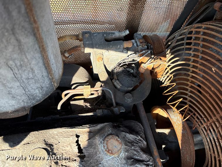 image for item DO1207 2002 John Deere 700H LT dozer