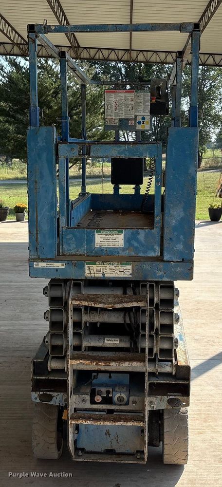 image for item DO1211 Genie GS-2632 scissor lift