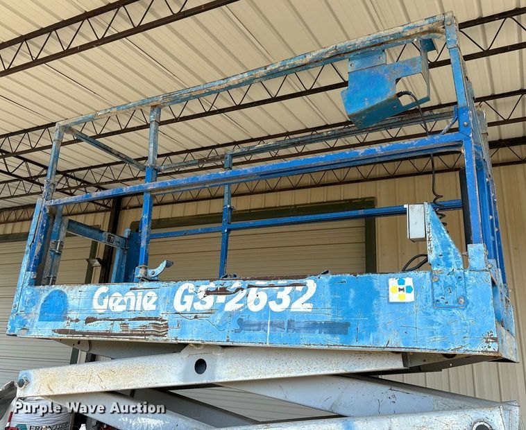 image for item DO1211 Genie GS-2632 scissor lift
