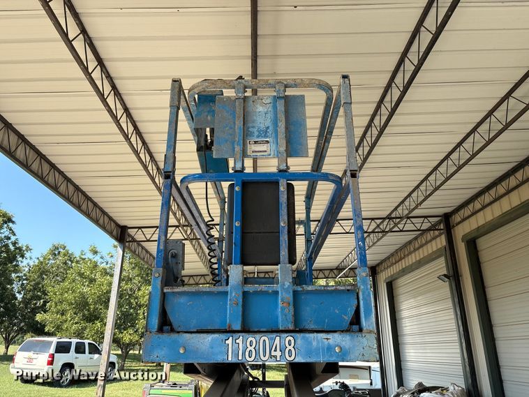image for item DO1211 Genie GS-2632 scissor lift