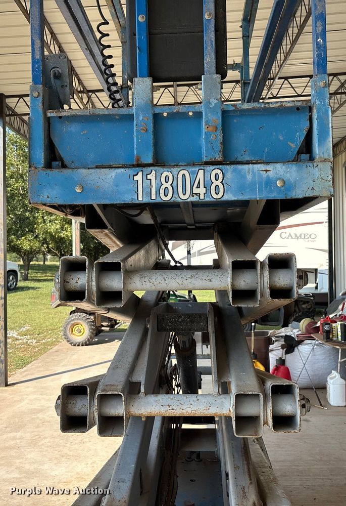 image for item DO1211 Genie GS-2632 scissor lift