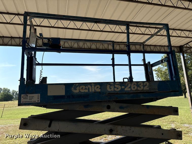 image for item DO1211 Genie GS-2632 scissor lift