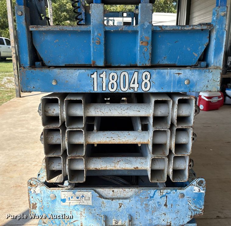 image for item DO1211 Genie GS-2632 scissor lift